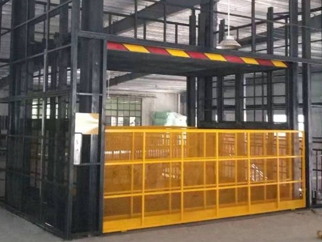 標準型升降機
